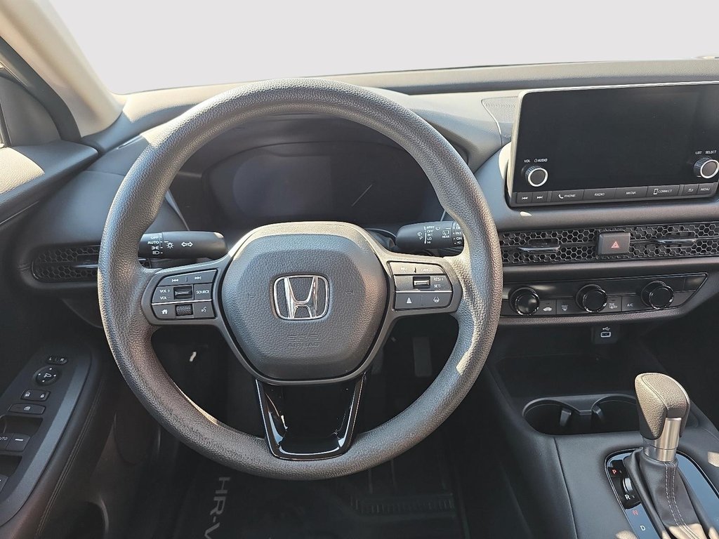 2023 Honda HR-V LX 4WD in Rivière-du-Loup, Quebec - 11 - w1024h768px