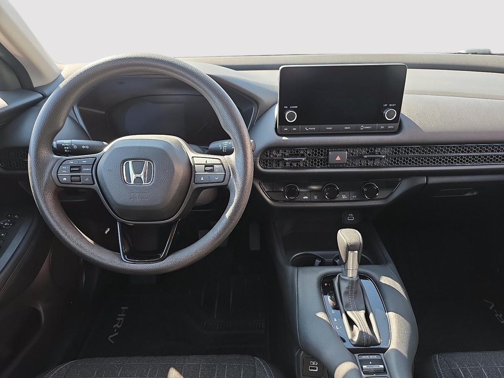 2023 Honda HR-V LX 4WD in Rivière-du-Loup, Quebec - 9 - w1024h768px
