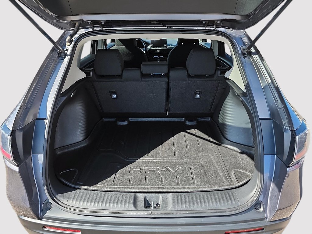2023 Honda HR-V LX in Rivière-du-Loup, Quebec - 6 - w1024h768px