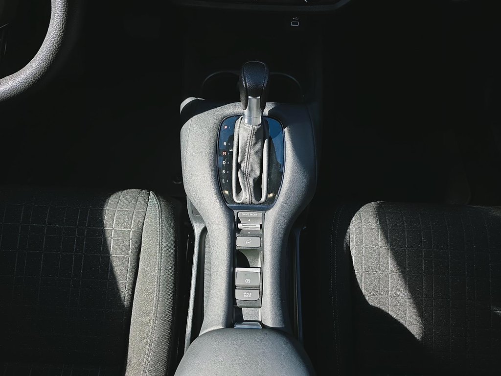 2023 Honda HR-V LX in Rivière-du-Loup, Quebec - 14 - w1024h768px
