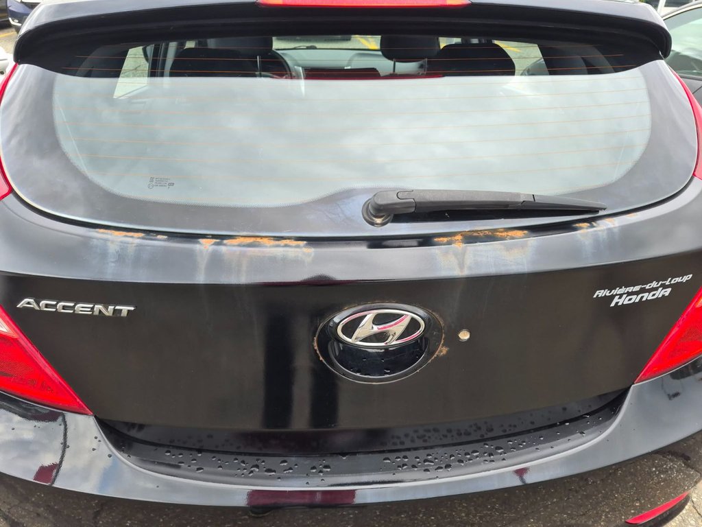 2016 Hyundai Accent GL in Rivière-du-Loup, Quebec - 15 - w1024h768px