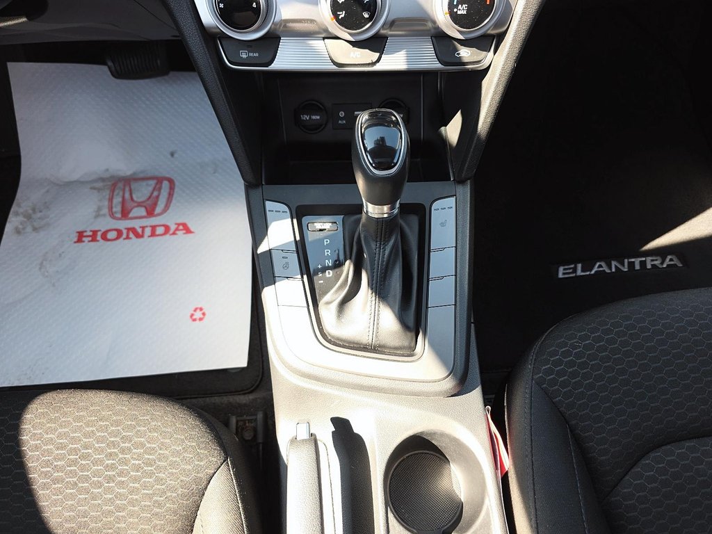 Hyundai ELANTRA PREFERED  2019 à Rivière-du-Loup, Québec - 14 - w1024h768px