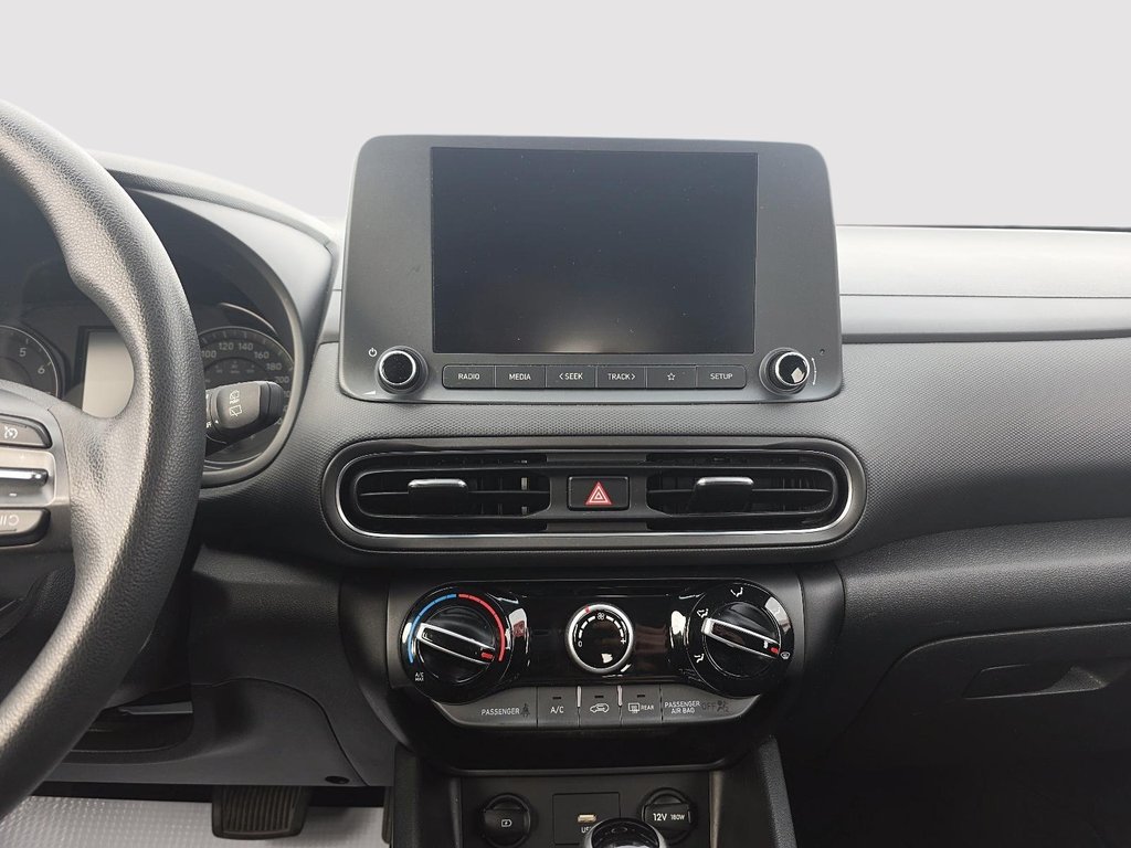 2023 Hyundai Kona Essential in Rivière-du-Loup, Quebec - 13 - w1024h768px