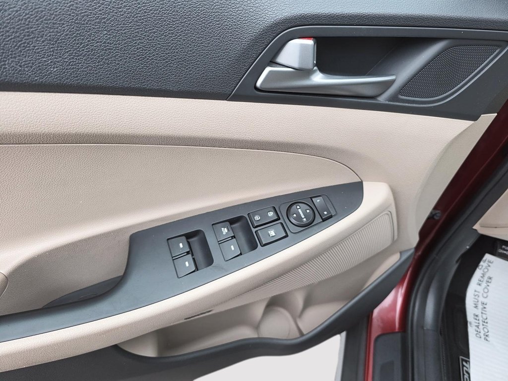 Hyundai Tucson Luxury 2017 à Rivière-du-Loup, Québec - 10 - w1024h768px