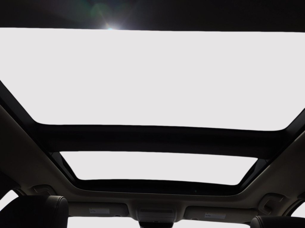 2025 Mazda CX-90 Hybrid Premium in Rivière-du-Loup, Quebec - 17 - w1024h768px