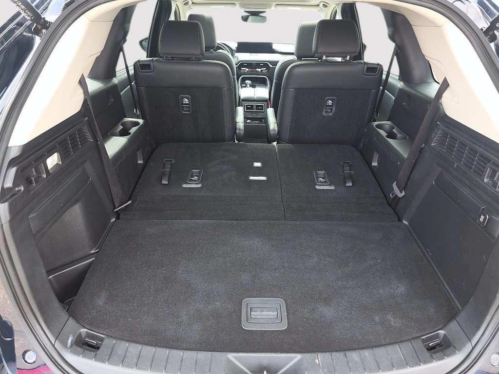 2025 Mazda CX-90 Hybrid Premium in Rivière-du-Loup, Quebec - 7 - w1024h768px