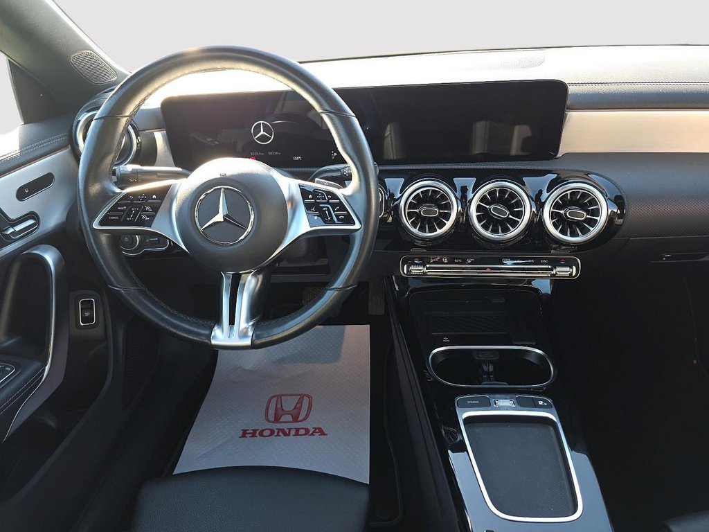 Mercedes-Benz CLA 250 4MATIC 2025 à Rivière-du-Loup, Québec - 9 - w1024h768px