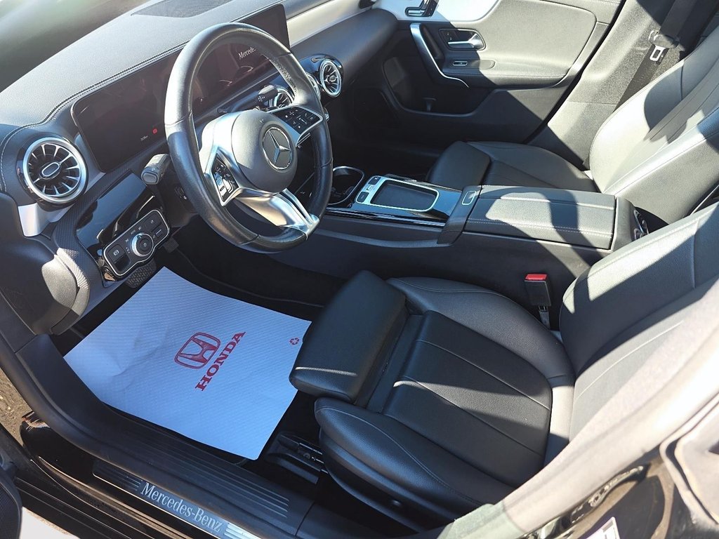 Mercedes-Benz CLA 250 4MATIC 2025 à Rivière-du-Loup, Québec - 8 - w1024h768px