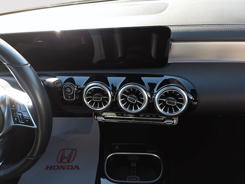 Mercedes-Benz CLA 250 4MATIC 2025 à Rivière-du-Loup, Québec - 13 - w1024h768px