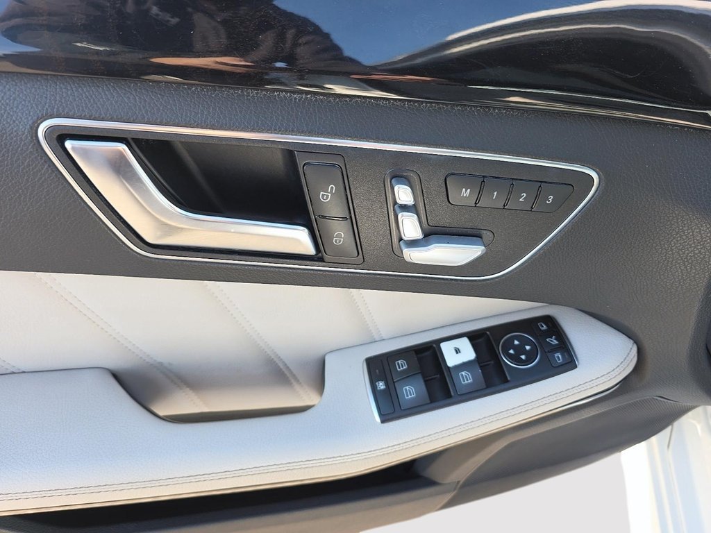 Mercedes-Benz E-Class E 350 2014 à Rivière-du-Loup, Québec - 10 - w1024h768px