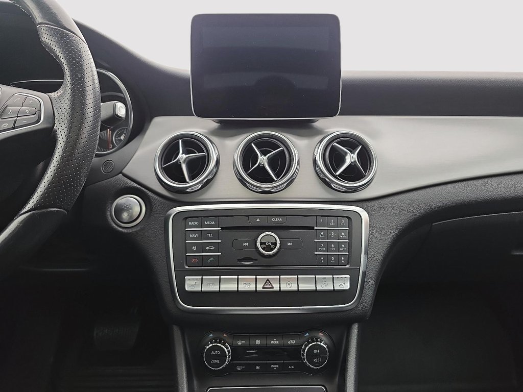 Mercedes-Benz GLA 250 2018 à Rivière-du-Loup, Québec - 13 - w1024h768px