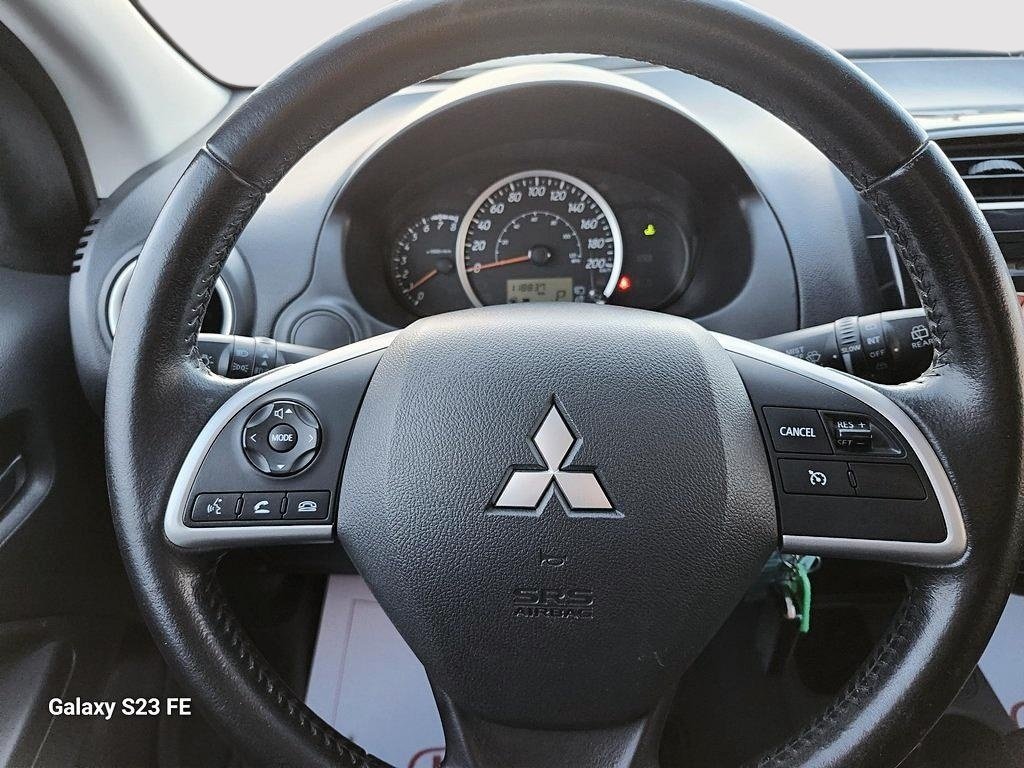 2015 Mitsubishi MIRAGE SE in Rivière-du-Loup, Quebec - 11 - w1024h768px