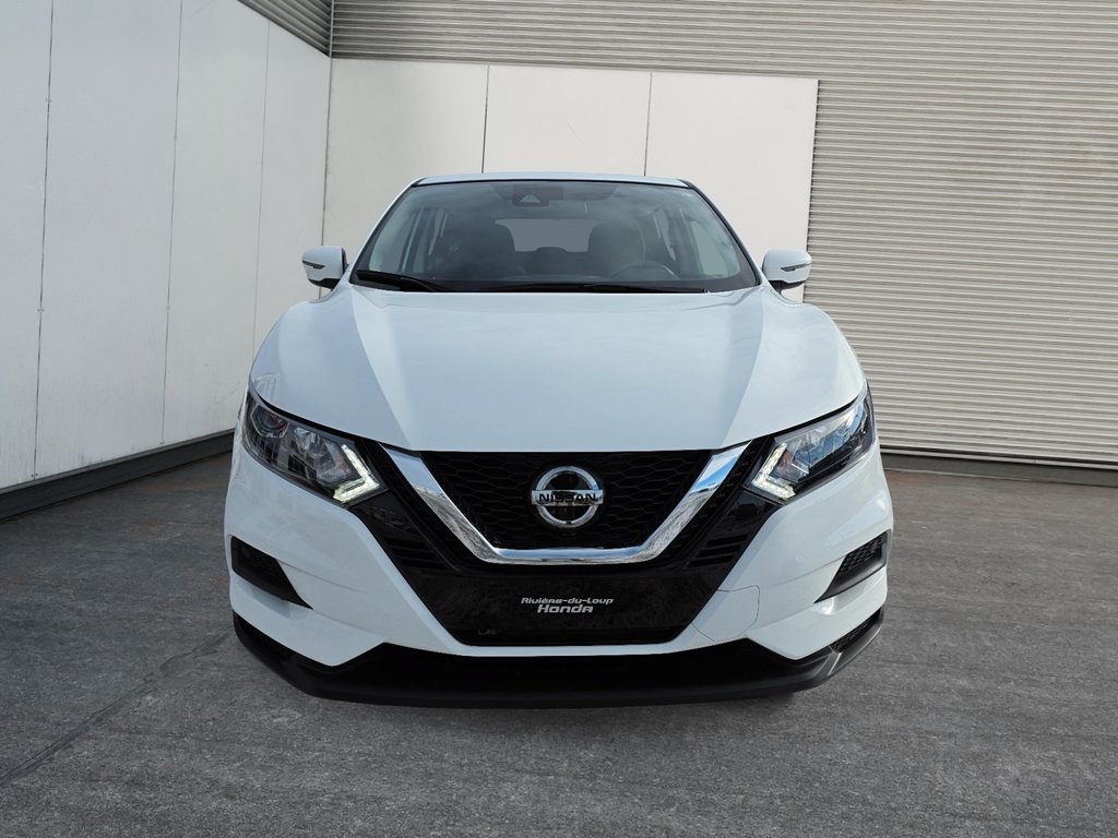 Nissan Qashqai S 2023 à Rivière-du-Loup, Québec - 2 - w1024h768px
