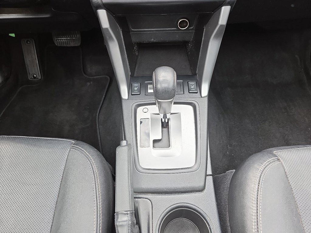 2014 Subaru Forester 2.0XT Touring in Rivière-du-Loup, Quebec - 14 - w1024h768px