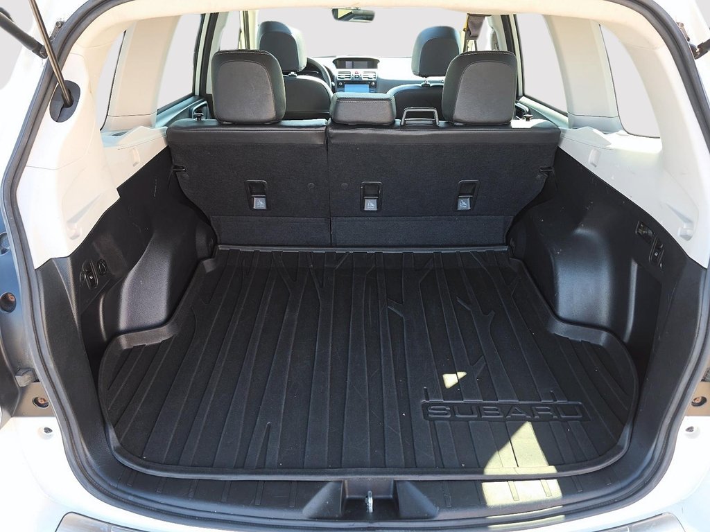 2018 Subaru Forester Touring in Rivière-du-Loup, Quebec - 6 - w1024h768px