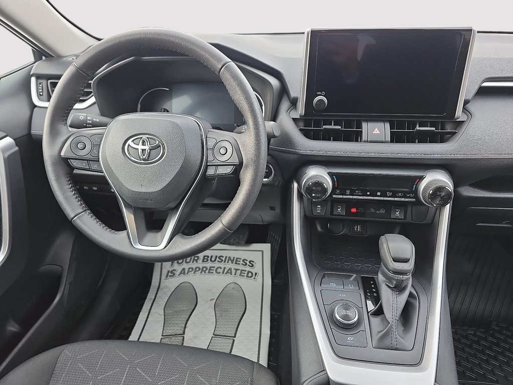 2025 Toyota RAV4 Hybrid XLE in Rivière-du-Loup, Quebec - 9 - w1024h768px