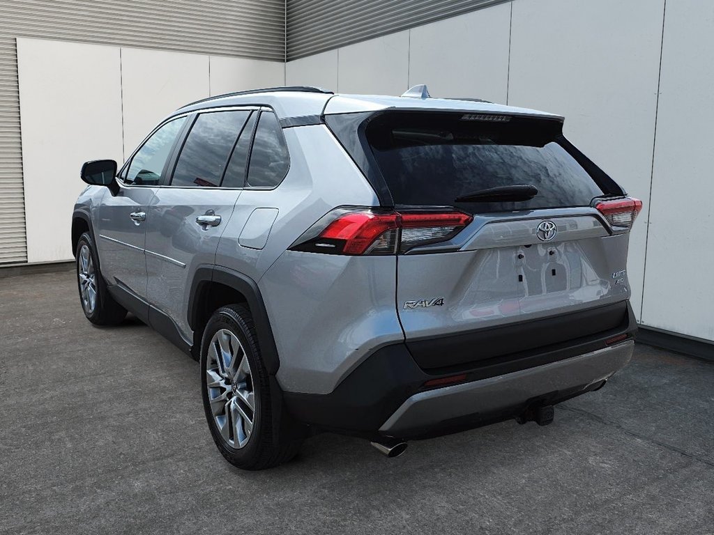 2022 Toyota RAV4 Limited in Rivière-du-Loup, Quebec - 4 - w1024h768px