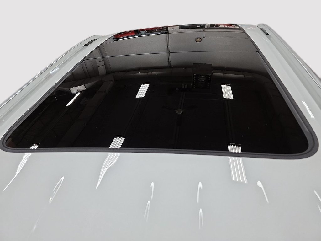 2023 Volkswagen Tiguan Highline R-Line in Rivière-du-Loup, Quebec - 15 - w1024h768px