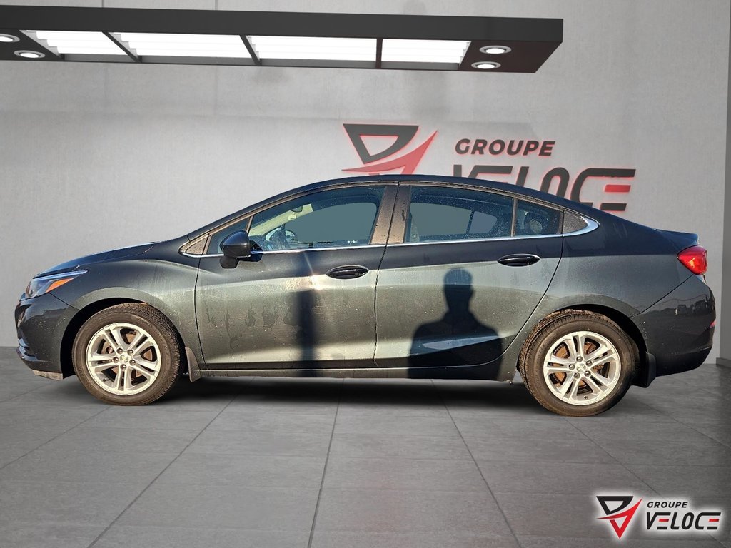 Chevrolet Cruze LT *AUTOMATIQUE, ÉCRAN, FWD* 2018 à Rivière-du-Loup, Québec - 3 - w1024h768px