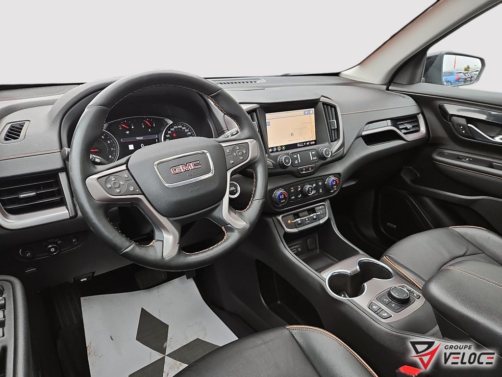 GMC Terrain AT4 *TOIT PANO, CUIR, VOLANT CHAUFFANT* 2024 à Rivière-du-Loup, Québec - 8 - w1024h768px