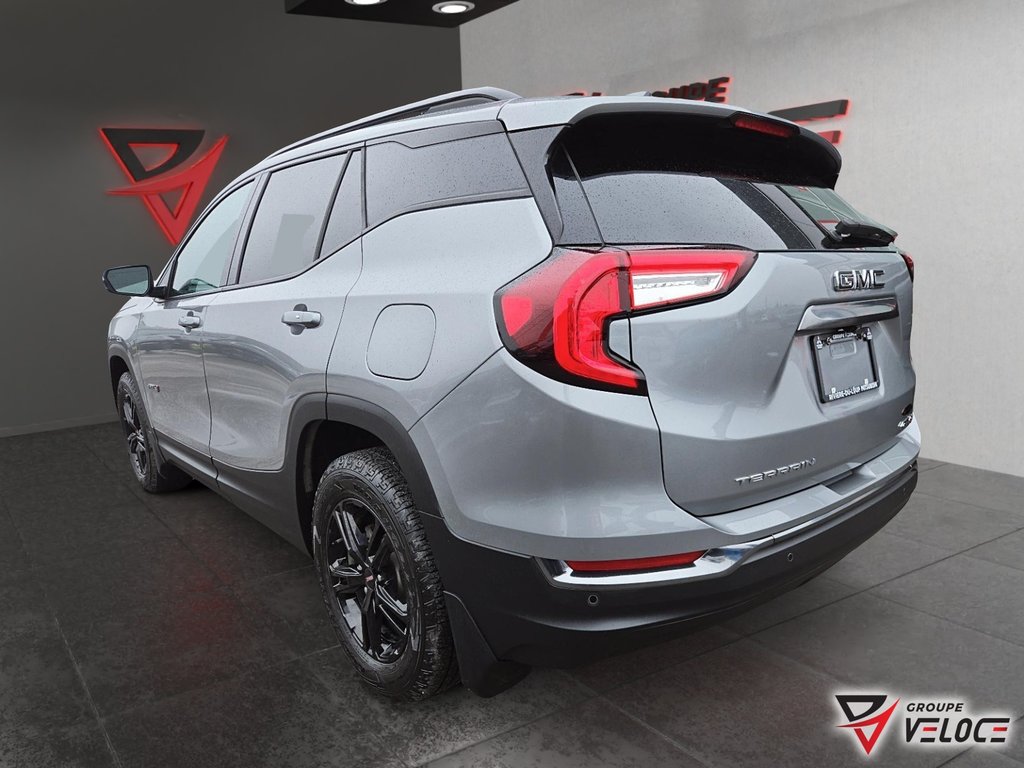 GMC Terrain AT4 *TOIT PANO, CUIR, VOLANT CHAUFFANT* 2024 à Rivière-du-Loup, Québec - 4 - w1024h768px