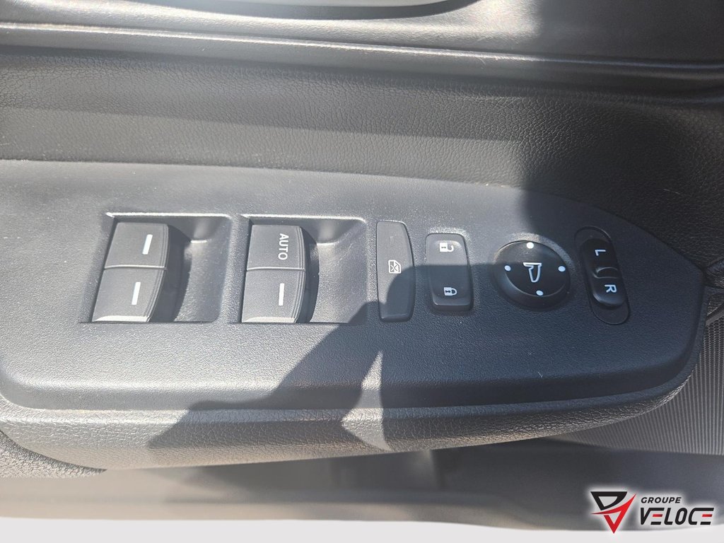 Honda CR-V LX *AWD, SIÈGES CHAUFFANTS, TISSU* 2019 à Rivière-du-Loup, Québec - 12 - w1024h768px