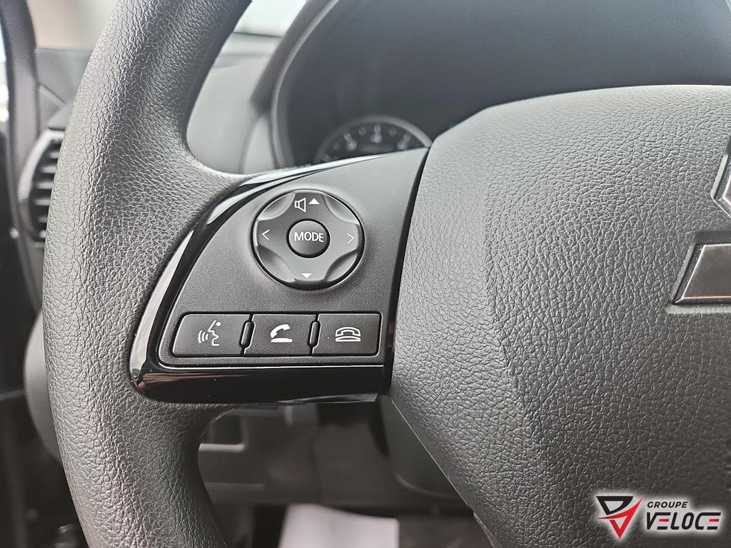 Mitsubishi ECLIPSE CROSS ES *AWD, ÉCRAN, SIÈGES CHAUFFANTS* 2024 à Rivière-du-Loup, Québec - 11 - w1024h768px