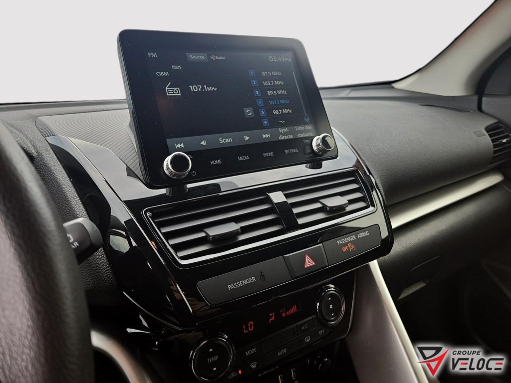 Mitsubishi ECLIPSE CROSS ES *AWD, ÉCRAN, SIÈGES CHAUFFANTS* 2024 à Rivière-du-Loup, Québec - 13 - w1024h768px
