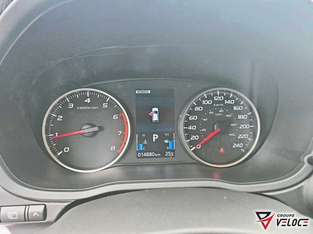 Mitsubishi ECLIPSE CROSS ES *AWD, ÉCRAN, SIÈGES CHAUFFANTS* 2024 à Rivière-du-Loup, Québec - 10 - w1024h768px