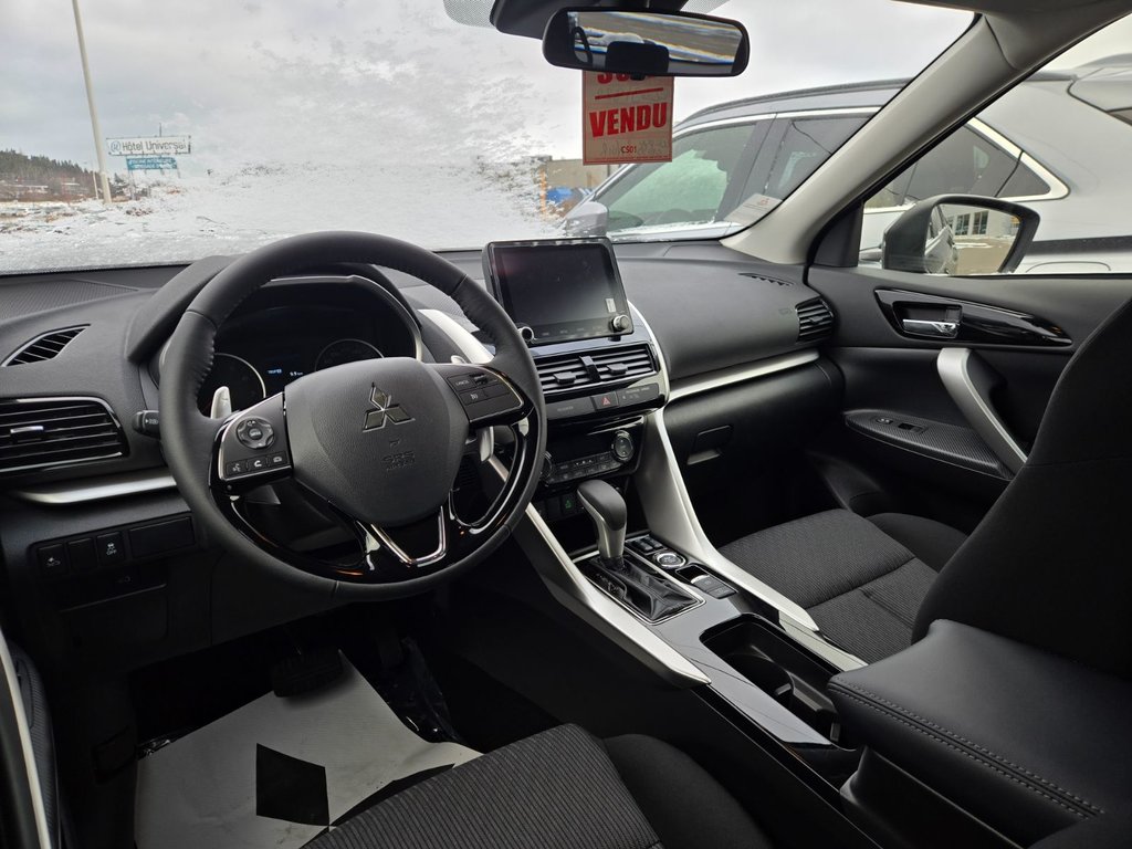 Mitsubishi ECLIPSE CROSS SE 2025 à Rivière-du-Loup, Québec - 6 - w1024h768px