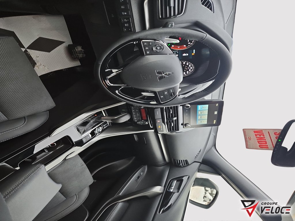 2026 Mitsubishi Eclipse Cross NOIR in Riviere-du-Loup, Quebec - 8 - w1024h768px