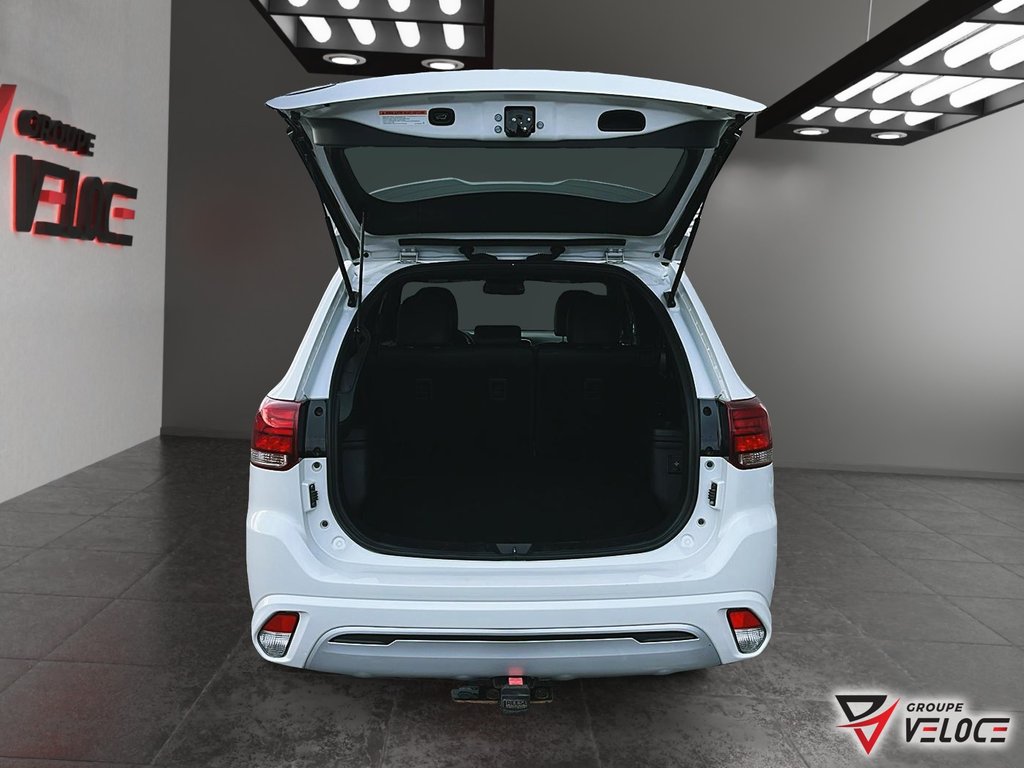 2020 Mitsubishi Outlander PHEV SEL in Riviere-du-Loup, Quebec - 5 - w1024h768px