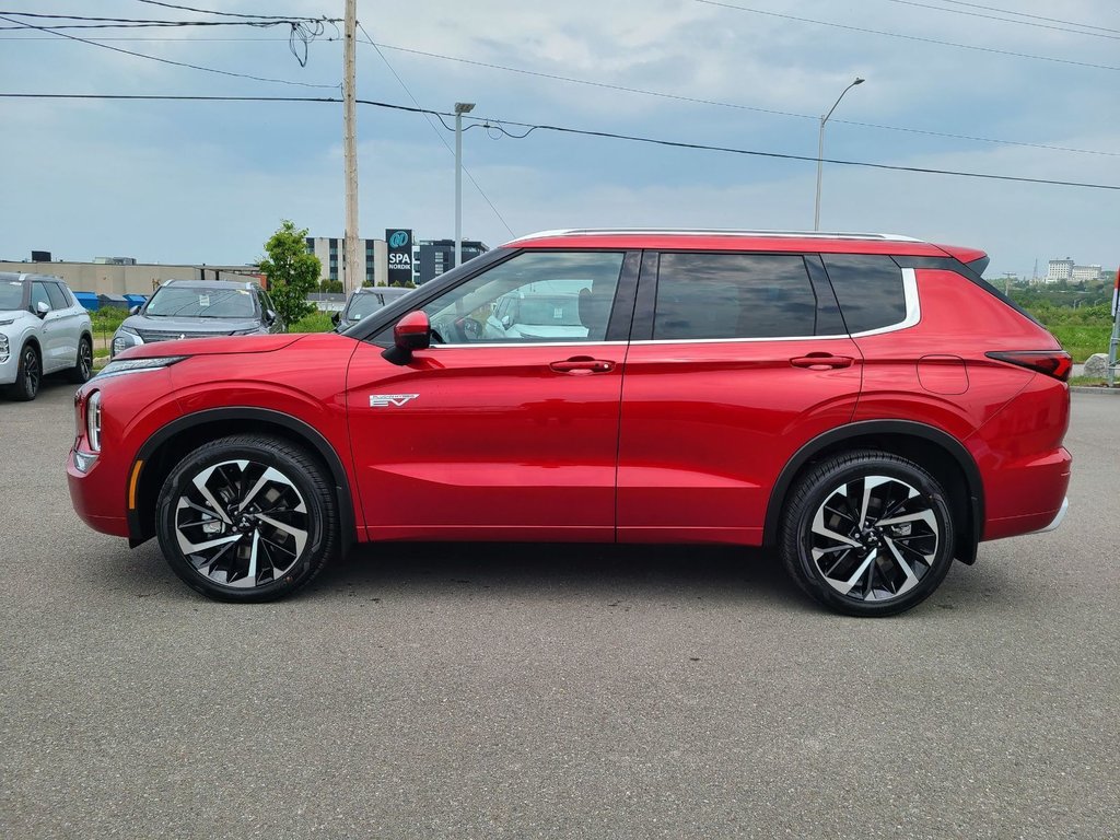 Mitsubishi Outlander Plug-In Hybrid GT 2025 à Rivière-du-Loup, Québec - 3 - w1024h768px