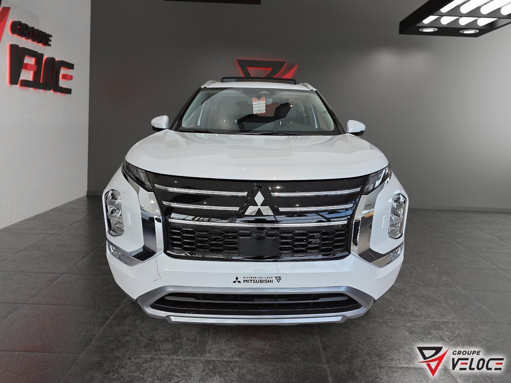2025 Mitsubishi Outlander SEL in Riviere-du-Loup, Quebec - 2 - w1024h768px