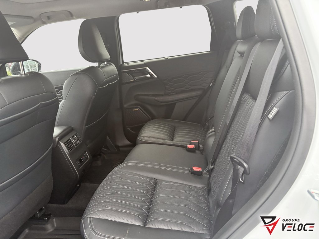 Mitsubishi Outlander  2026 à Rivière-du-Loup, Québec - 7 - w1024h768px