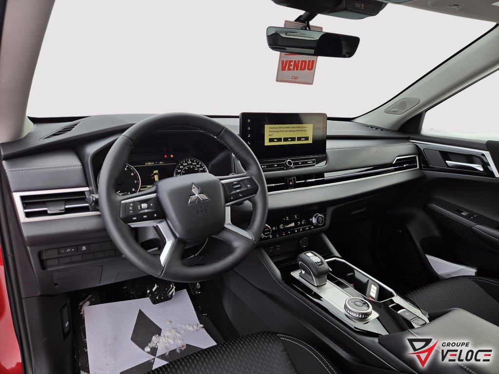 Mitsubishi Outlander SE 2026 à Rivière-du-Loup, Québec - 8 - w1024h768px