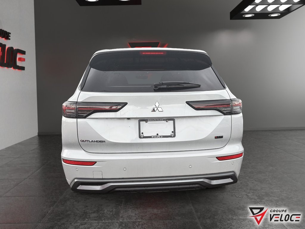 Mitsubishi Outlander  2026 à Rivière-du-Loup, Québec - 5 - w1024h768px