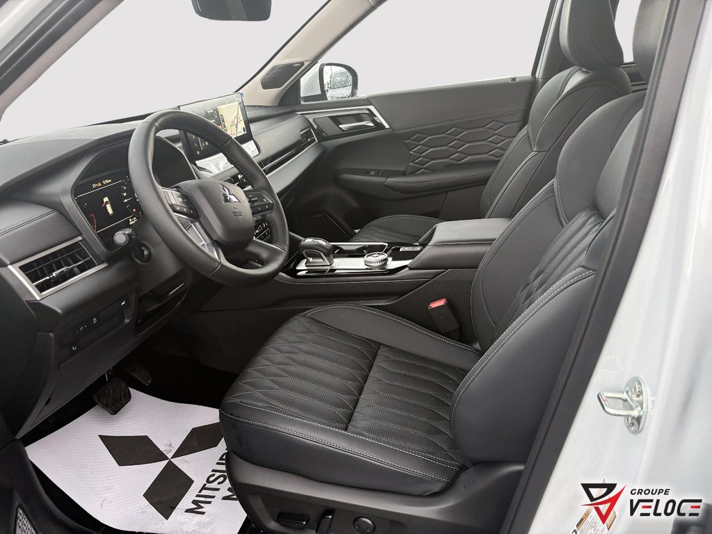 Mitsubishi Outlander  2026 à Rivière-du-Loup, Québec - 6 - w1024h768px