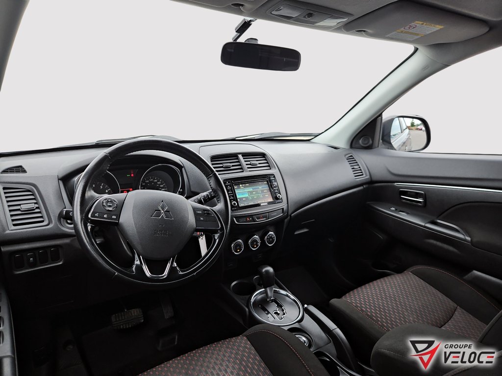 2017 Mitsubishi RVR *SE SIEGES CHAUFFANT BLUETOOTH in Riviere-du-Loup, Quebec - 8 - w1024h768px