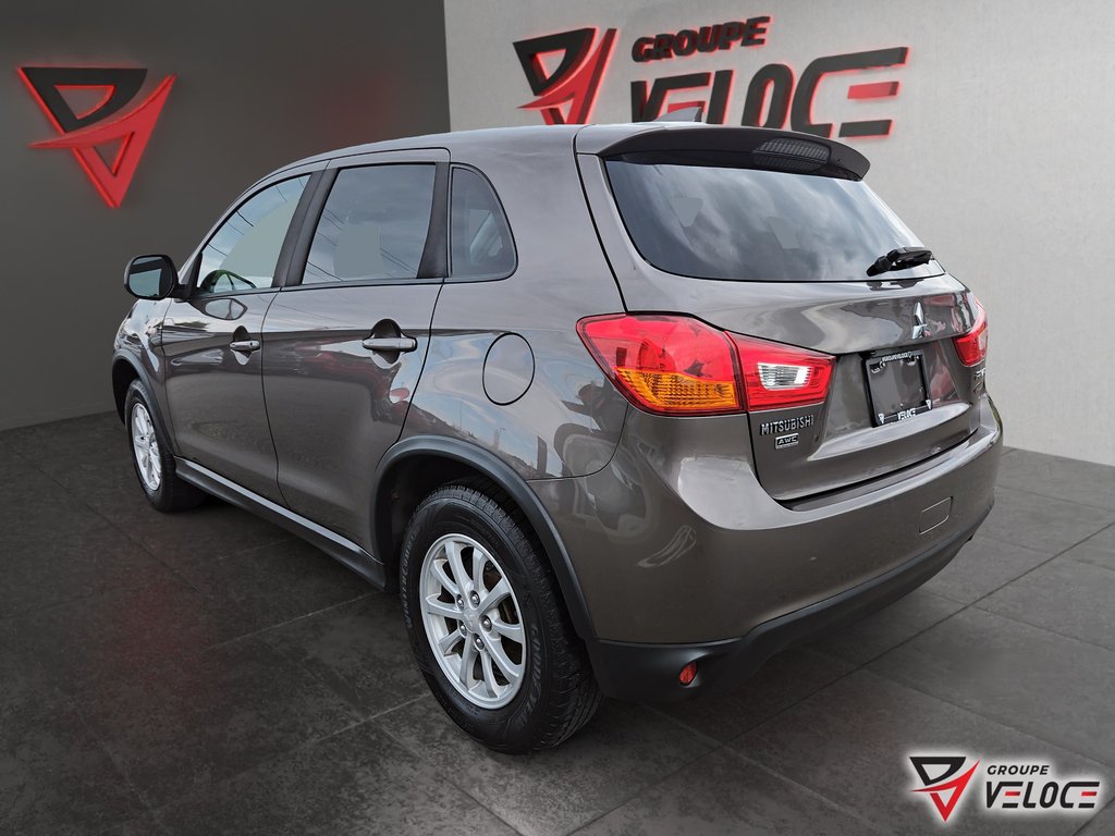 2017 Mitsubishi RVR *SE SIEGES CHAUFFANT BLUETOOTH in Riviere-du-Loup, Quebec - 4 - w1024h768px