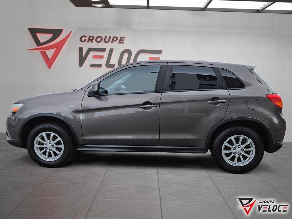 2017 Mitsubishi RVR *SE SIEGES CHAUFFANT BLUETOOTH in Riviere-du-Loup, Quebec - 3 - w1024h768px