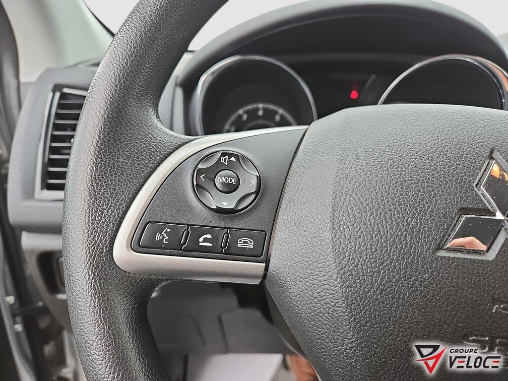 Mitsubishi RVR ES *FWD, SIEGES CHAUFFANTS, ÉCRAN* 2021 à Rivière-du-Loup, Québec - 10 - w1024h768px
