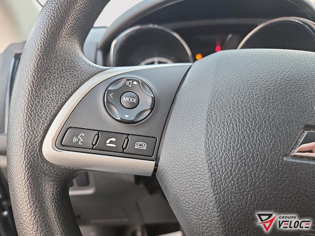 2022 Mitsubishi RVR ES *AWD, ÉCRAN, SIÈGES CHAUFFANTS* in Riviere-du-Loup, Quebec - 10 - w1024h768px