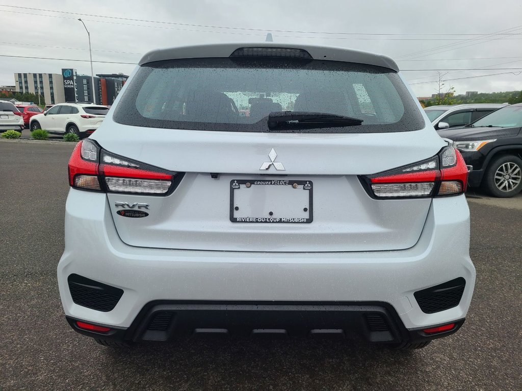 2025 Mitsubishi RVR ES in Riviere-du-Loup, Quebec - 5 - w1024h768px