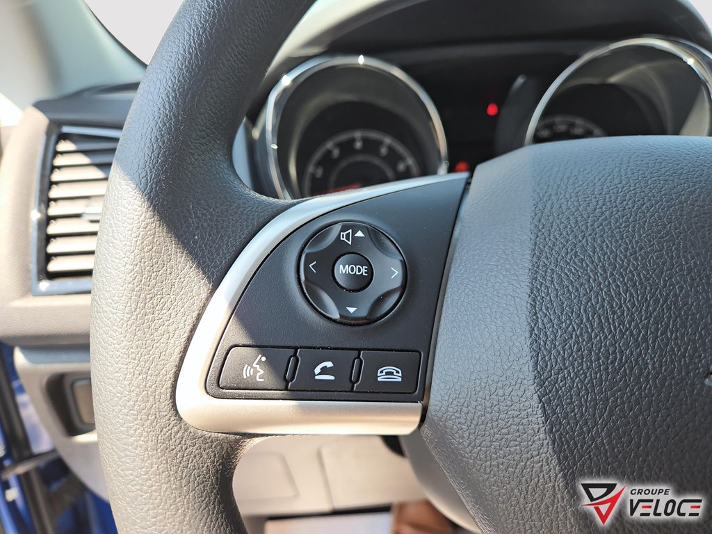 2025 Mitsubishi RVR ES *AWD, CRUISE, SIEGES CHAUFFANT* in Riviere-du-Loup, Quebec - 10 - w1024h768px