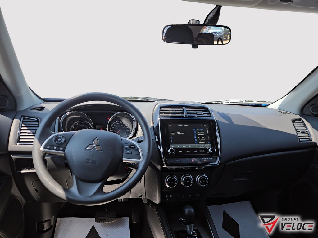 2025 Mitsubishi RVR ES *AWD, CRUISE, SIEGES CHAUFFANT* in Riviere-du-Loup, Quebec - 8 - w1024h768px