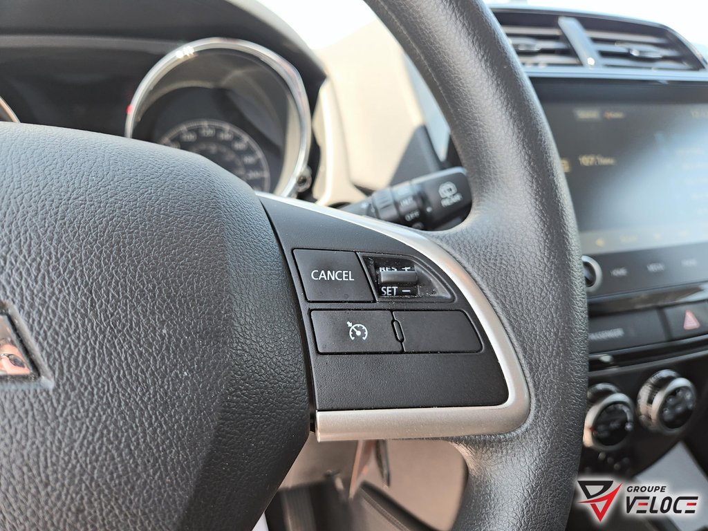 2025 Mitsubishi RVR ES *AWD, CRUISE, SIEGES CHAUFFANT* in Riviere-du-Loup, Quebec - 11 - w1024h768px
