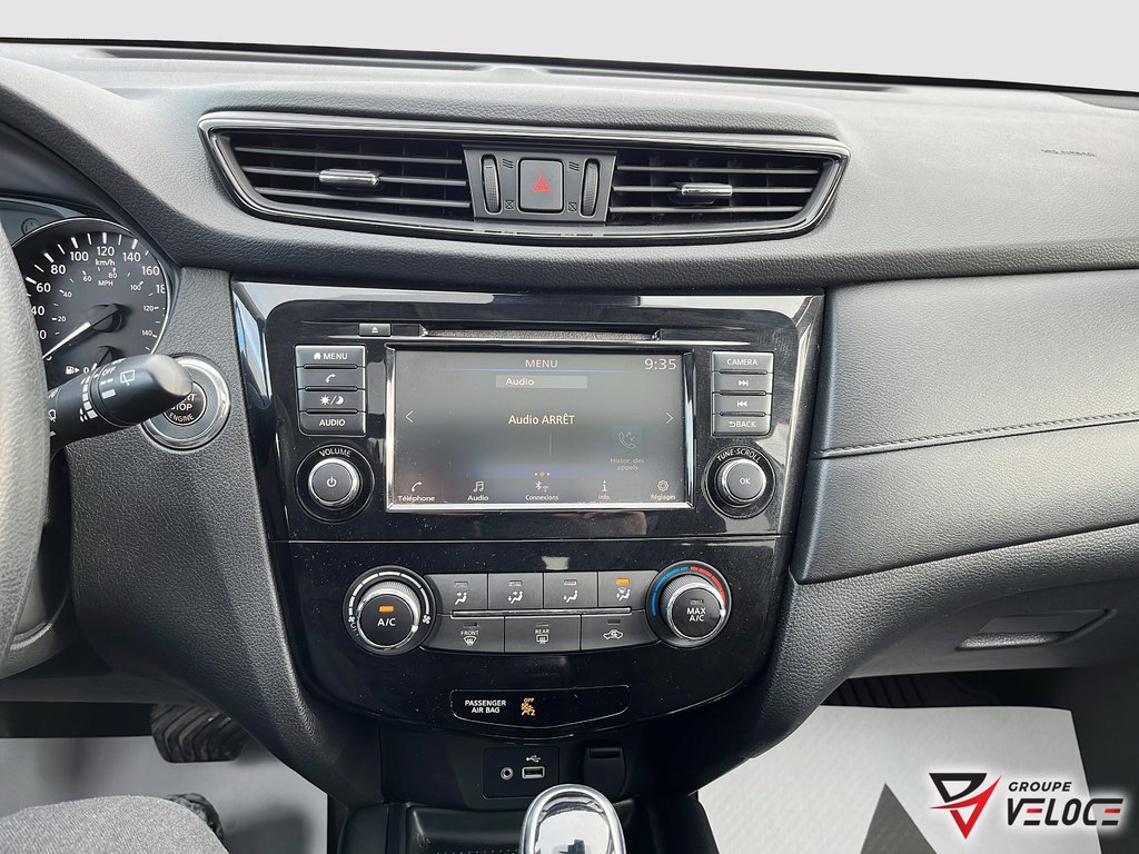 Nissan Rogue SV, TOIT OUVRANT,AWD 2019 à Rivière-du-Loup, Québec - 9 - w1024h768px