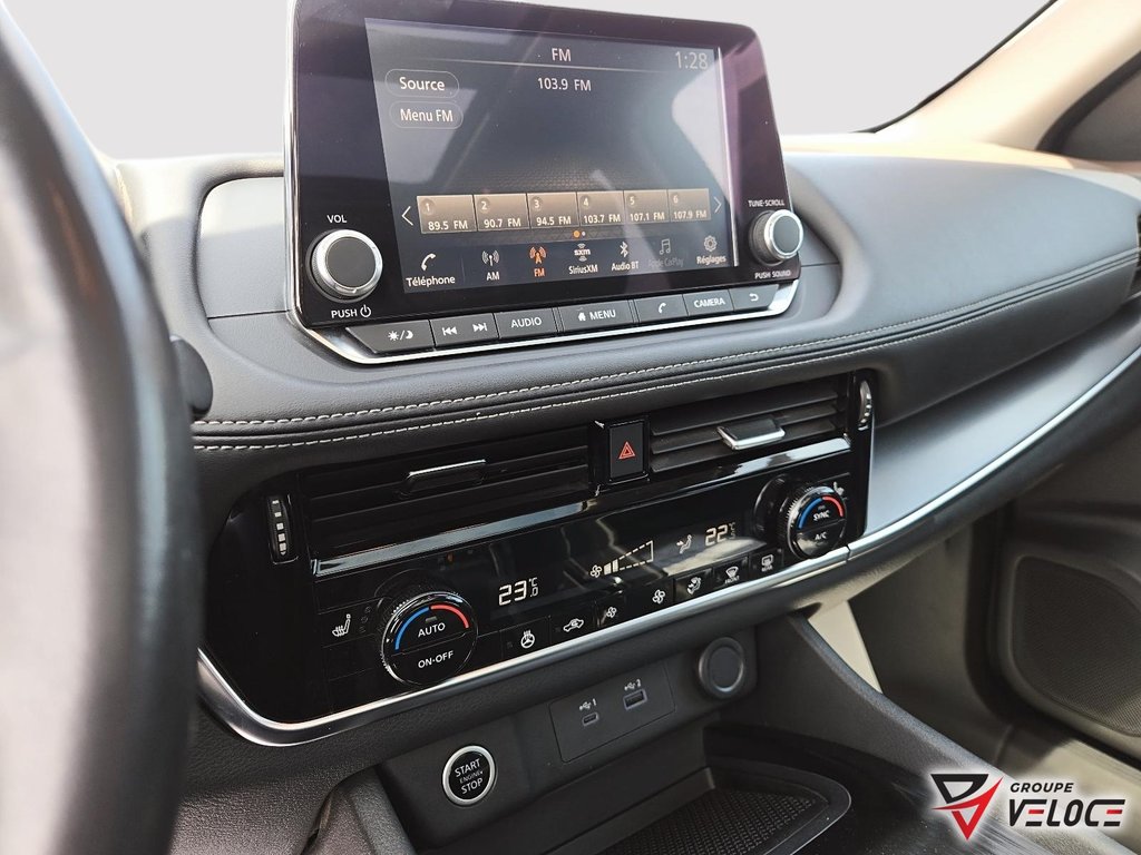 2021 Nissan Rogue SV *AWD, TOIT PANO, SIÈGES CHAUFFANTS* in Riviere-du-Loup, Quebec - 13 - w1024h768px