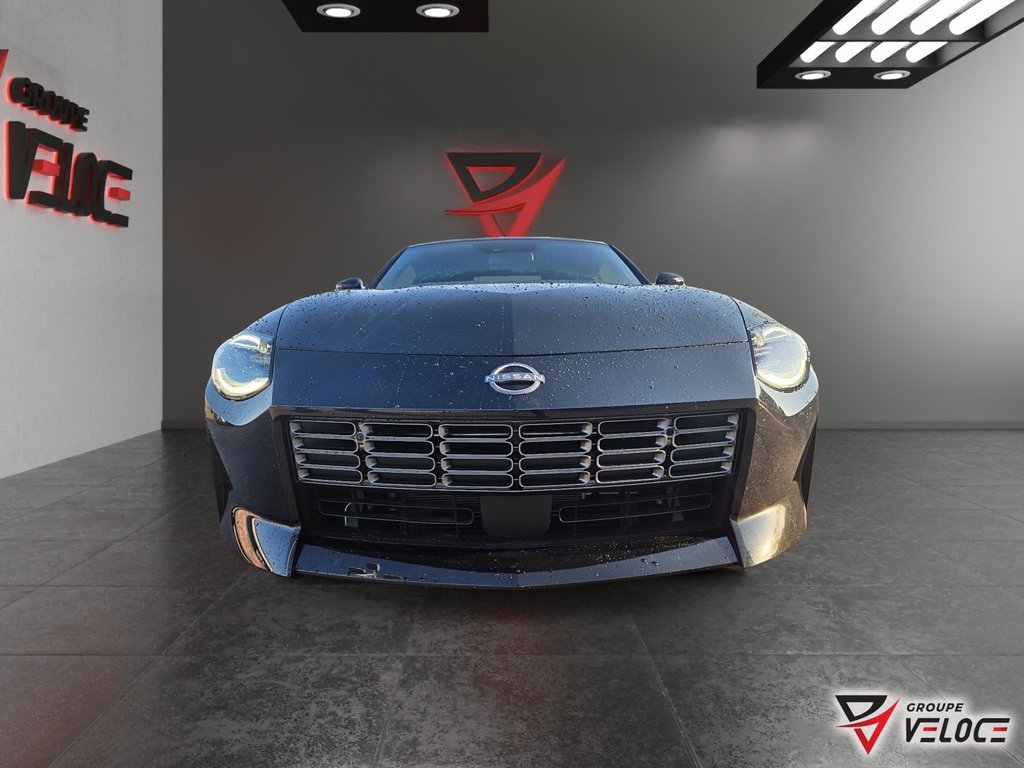 Nissan Z Sport *MANUEL, RWD, V6 TWIN TURBO* 2024 à Rivière-du-Loup, Québec - 2 - w1024h768px